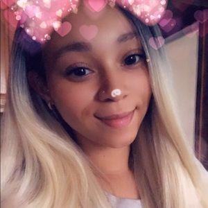 Meet your Posher, Kasandra